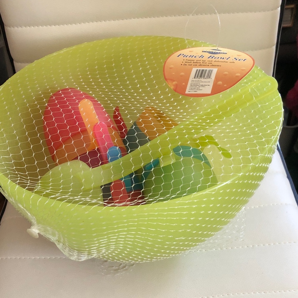 Lime Green Punch Bowl Set with Serving Utensils